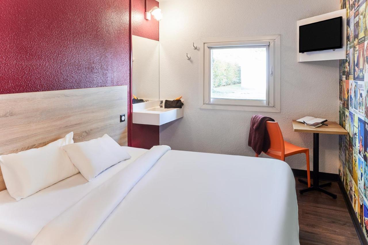 hotel F1 Vannes Buitenkant foto