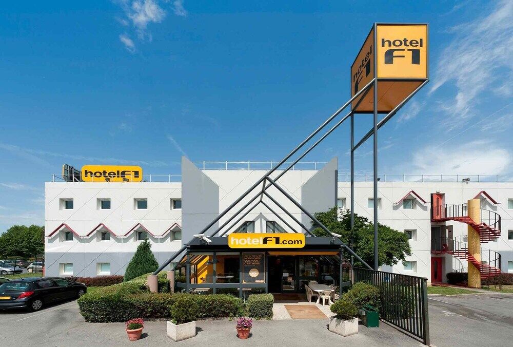 hotel F1 Vannes Buitenkant foto